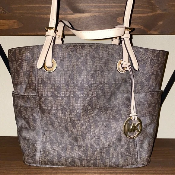 💚EUC Micheal Kors MK Logo Tote Purse - Picture 1 of 12